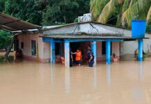 Lluvias en Barinitas dejan cientos de casas inundadas