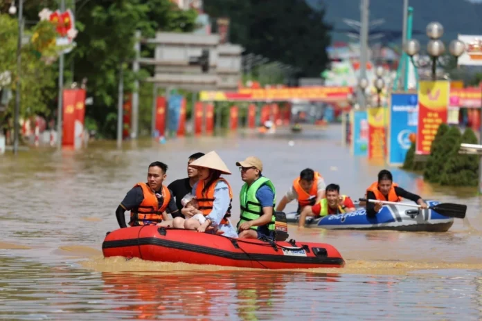 Vietnam | Lluvias torrenciales causan inundaciones mortales