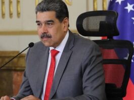 Maduro promulgó ley para la defensa integral de la nación Maduro promulgó ley para la defensa integral de la nación / Maduro pidió autorización al TSJ para quitar la nacionalidad a "cualquier vendepatria" / Maduro designó a nuevos padrinos y madrinas de cada entidad / Maduro estima sustituir al 100% las importaciones a mediano plazo