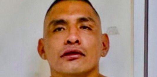 Trasladan a un reclusorio al hombre que acosó a la presidenta de México