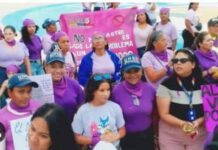 Familias y activistas exigieron en Coro un alto a la violencia contra la mujer
