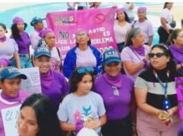 Familias y activistas exigieron en Coro un alto a la violencia contra la mujer
