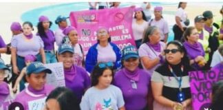 Familias y activistas exigieron en Coro un alto a la violencia contra la mujer
