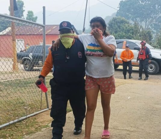 Un muerto y cientos de afectados dejó incendio en complejo petroquímico de Anzoátegui
