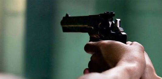 Asesinan a mujer de tres disparos en el pecho en Coro