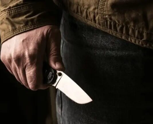 Asesinó a puñaladas a su excuñado