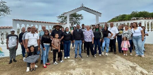 El alcalde Ivis Vegas entregó las mejoras del cementerio municipal