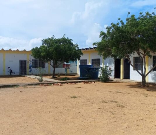 Comunidad aprobó proyecto para la UEN Maestra Haydee del Carmen Dumont de Cerro Pelón