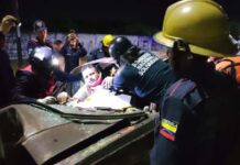 Choque de vehículo con un poste en la Intercomunal Alí Primera dejó un muerto