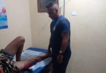 Dos lesionados por deslizamiento de moto en Las Cumaraguas