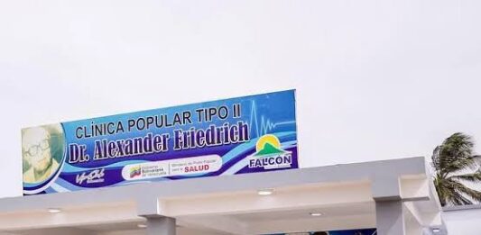 Deslizó la moto en El Supí y quedó delicado de salud