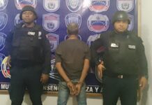 Detenido por lanzar piedras y herir a una funcionaria