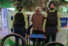 Detenido hombre por tenencia de droga en el sector Curazaito
