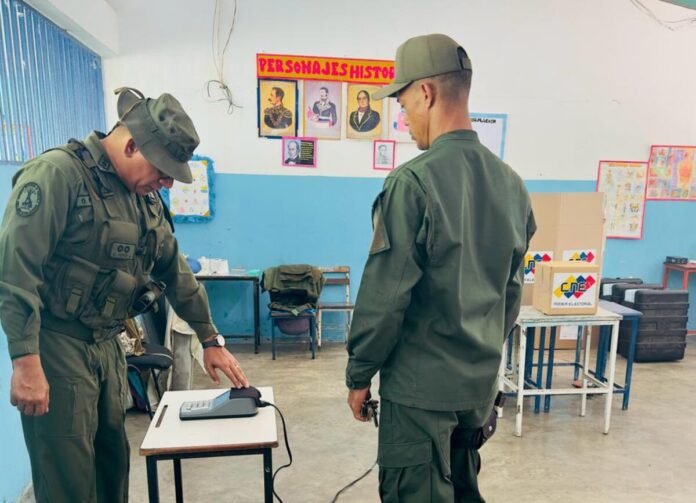 FANB activa custodia del CNE para la consulta popular del 23-N