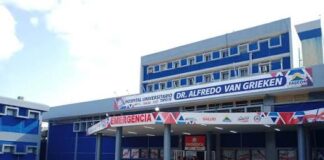 Tocópero| A electricista le cayó un poste sobre su humanidad