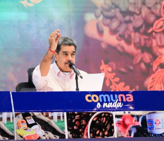 Maduro: Hagamos todo nosotros y no dependamos de nadie jamás Maduro: "La verdadera Revolución / Obrera de Venezuela se está dando en este momento"Maduro: Hagamos todo nosotros y no dependamos de nadie jamás