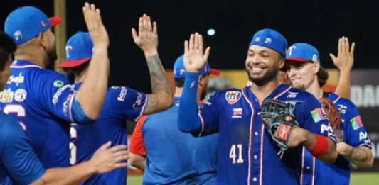 Magallanes defiende la casa y termina el invicto de los Tigres