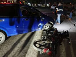 Conductor realizó maniobra imprudente y colisionó con un motorizado