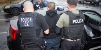 Venezolano denuncia golpiza y maltrato tras ser repatriado desde EEUU Venezolano denuncia golpiza y maltrato tras ser repatriado desde EEUU