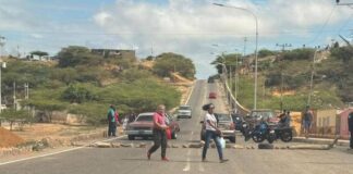 Nuevamente trancan Bajada Las Piedras en procura de un transformador 220