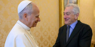 Papa León a Robert De Niro: «Es un placer conocerle»
