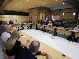 Sector opositor venezolano propone «gran acuerdo nacional» Sector opositor venezolano propone "gran acuerdo nacional"