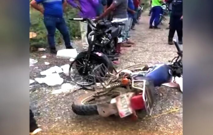 Un muerto y un herido en choque entre motos