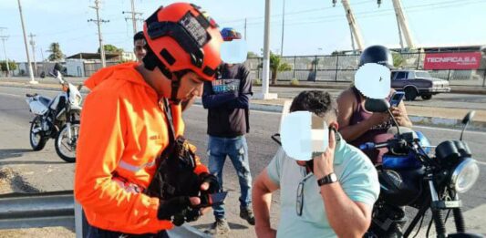 Vuelco de vehículo en la intercomunal Alí Primera dejó un lesionado