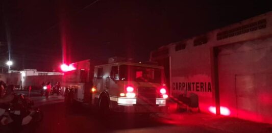 Punto Fijo | Cortocircuito en el cableado de carpintería ocasionó incendio Cortocircuito en cableado de carpintería ocasionó incendio