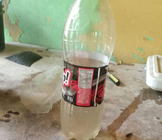 Maracardón-La Puerta | Vecino denuncia contaminación de aguas blancas Maracardón-La Puerta | Vecino denuncia contaminación de aguas blancas