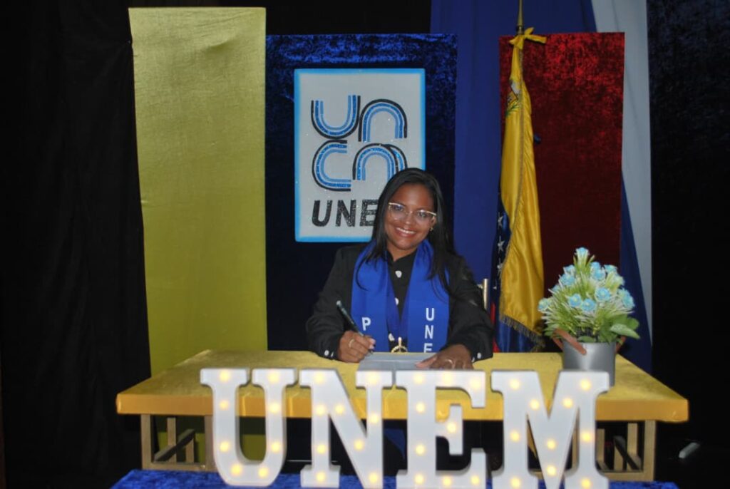 UNEM Falcón celebra XI Acto de Graduación bajo el epónimo “Solidaridad con Palestina”