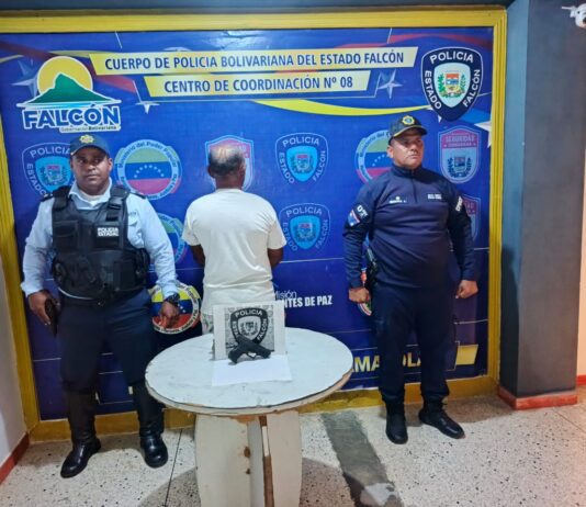 Aprehendido obrero por amenazar a un hombre de muerte con un facsimil Aprehendido obrero por amenazar a un hombre de muerte con un facsimil