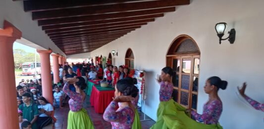 Unefm Municipio Falcón recibió la navidad con alegría Unefm Municipio Falcón recibió la navidad con alegría