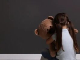 Detienen a hombre por agredir a su hija de siete años