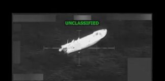 EEUU atacó otros dos buques en el Pacífico y dejó seis muertos EEUU atacó otros dos buques con drogas en el Pacífico y dejó seis muertos