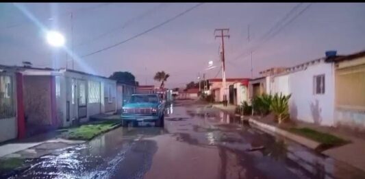 Más de 100 familias afectadas por bote de agua potable en sector Santa María +VIDEO