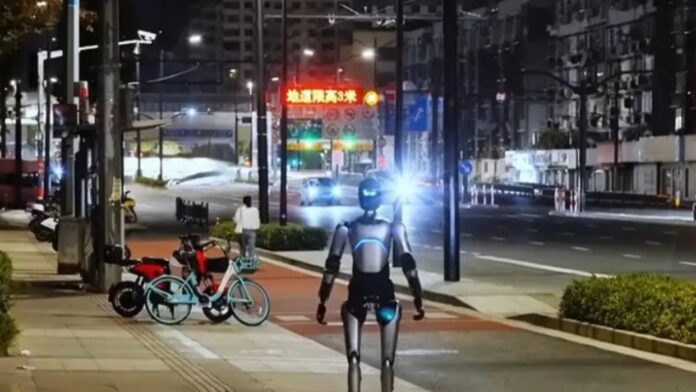 cortesia-robot-humanoide Robot humanoide chino entra al Guinness tras caminar tres días