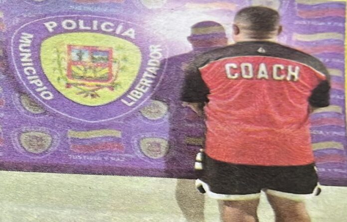 detenido entrenador