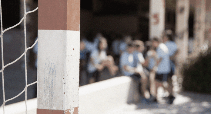 Así este adulto mayor acechaba a tres menores de edad