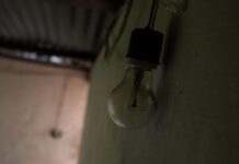 Fluctuación eléctrica afectó varios estados este 6-Nov