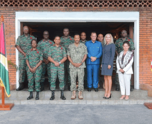 Jefe del Comando Sur de EE. UU. visita Guyana