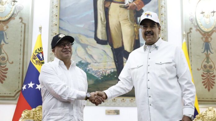 Maduro: El primer envío de gas a Colombia ya está en la frontera