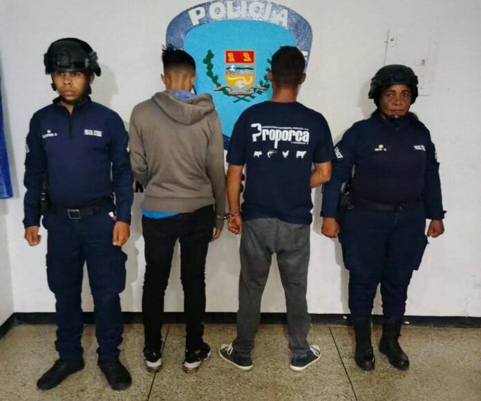 Agredieron a dos personas de condición especial