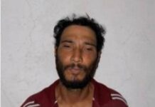 Agredió verbal y físicamente a su madre