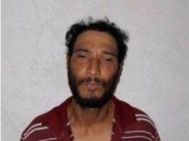 Agredió verbal y físicamente a su madre