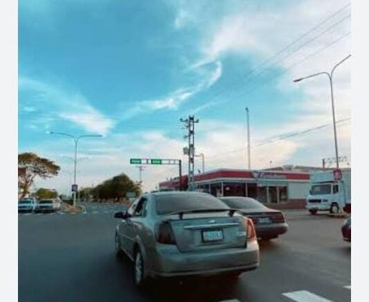 Arrollada adolescente en la avenida Jacinto Lara