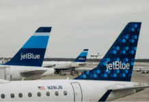 Avión de JetBlue evitó colisión con aeronave militar de EEUU cerca de Venezuela Avión de JetBlue evitó colisión con aeronave militar de EEUU cerca de Venezuela