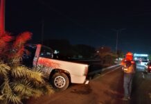 Vídeo| Camioneta chocó con un poste en Las Margaritas