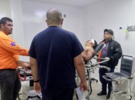 Choque de moto con una vaca en Las Cumaraguas deja dos lesionados