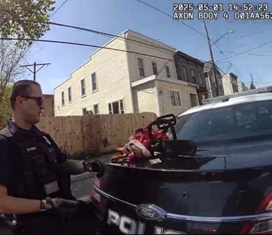 Condenan a hombre enmascarado que amenazó con motosierra a residente de NY Condenan a hombre enmascarado que amenazó con motosierra a residente de NY